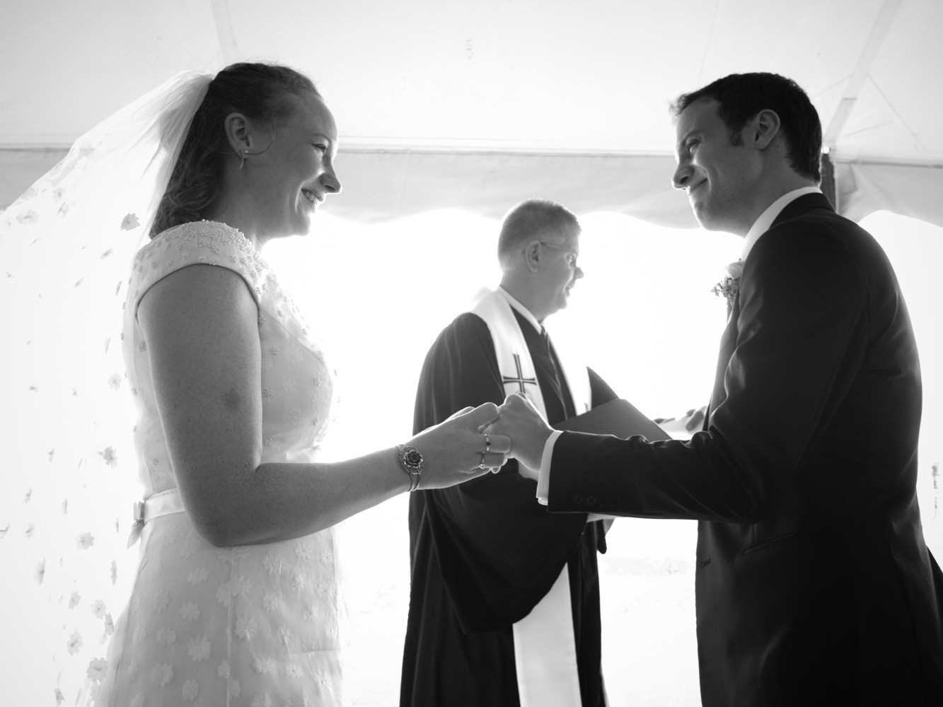 oung NYC couple have Catholic wedding in backyard of family's palatial home near Lake Michigan