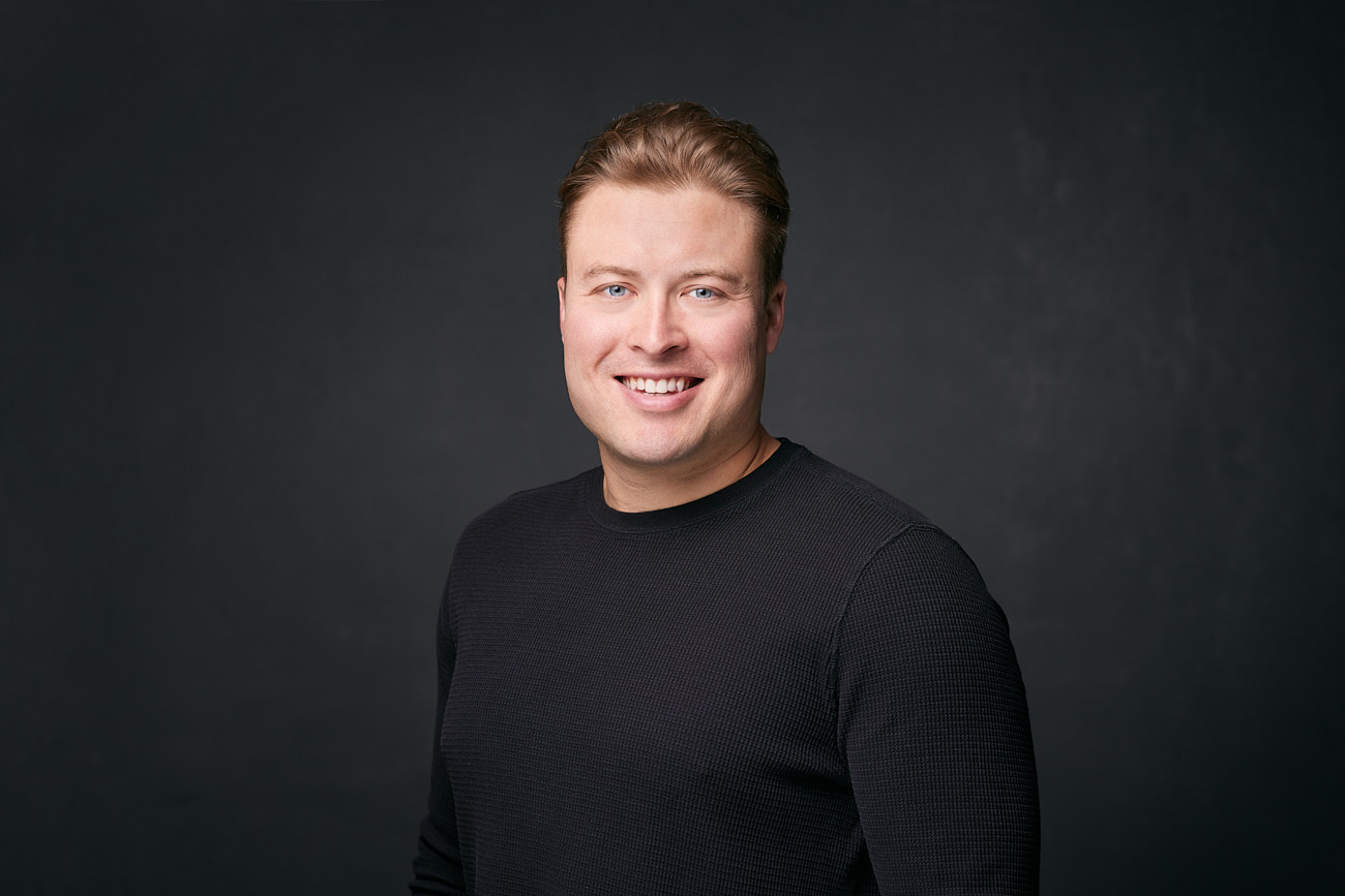 Modern Office Headshots for Dallas Teams