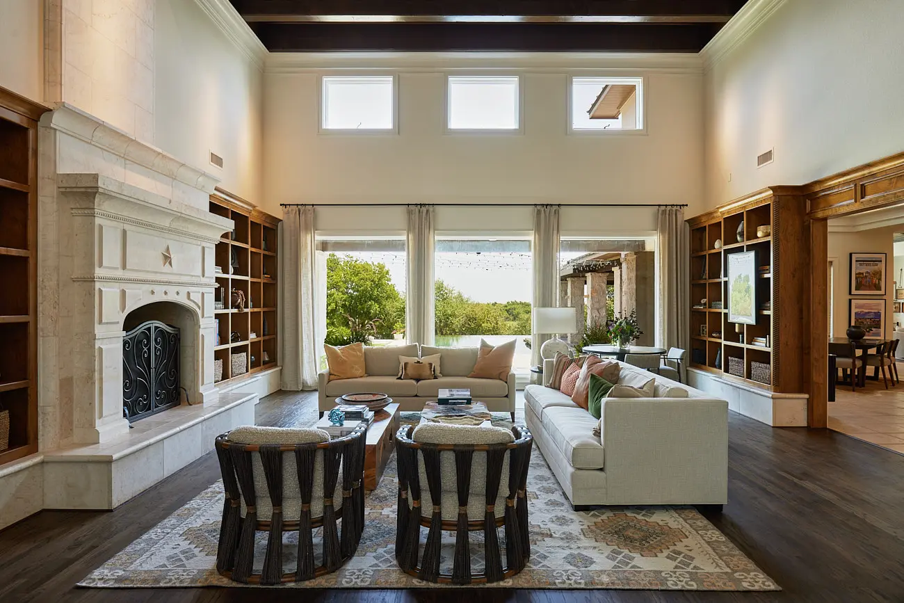 Dallas Interior Photographer | Interiors of Lounge in Maverick Golf Club Texas