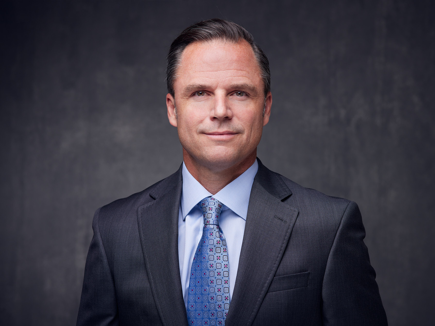 Dallas Professional Headshots- Modern Business Headshots